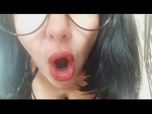 ❤️ Sayang, ibu tirimu tidak mengizinkanmu pergi ke sekolah hari ini... Aku sangat membutuhkanmu... ❤️❌ Video sialan  pada kami id.thebestfetishsites.ru